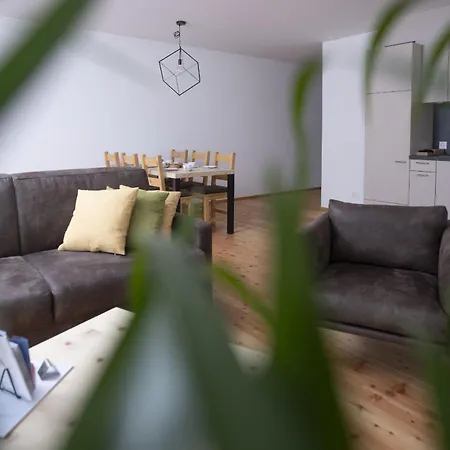 Chasa Helvetia Duai Apartment Mustair