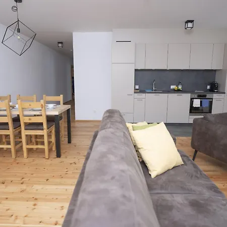 Chasa Helvetia Duai * Мюстаир