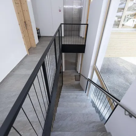 Апартаменты Chasa Helvetia Duai Мюстаир